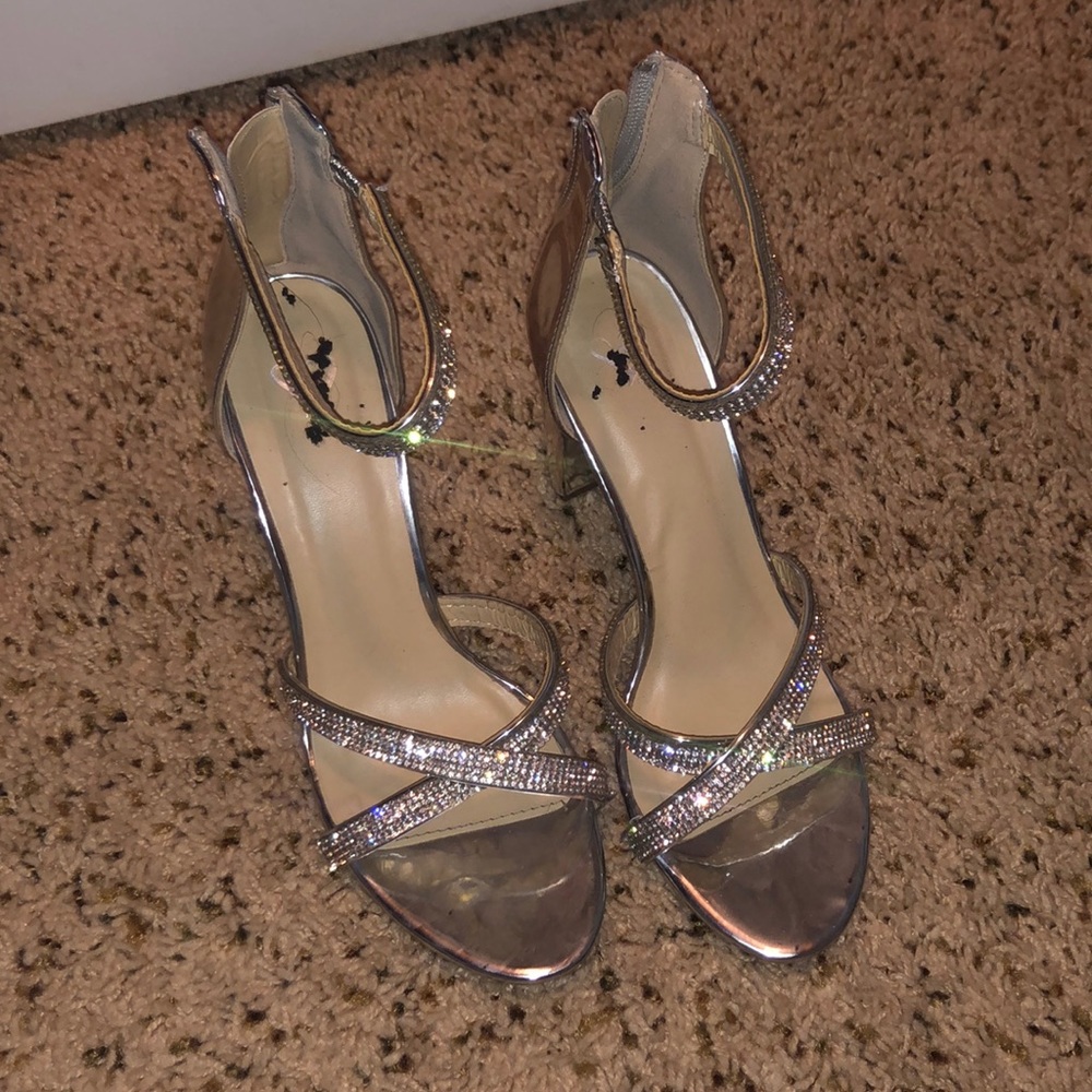 Worn Once Windsor Heels